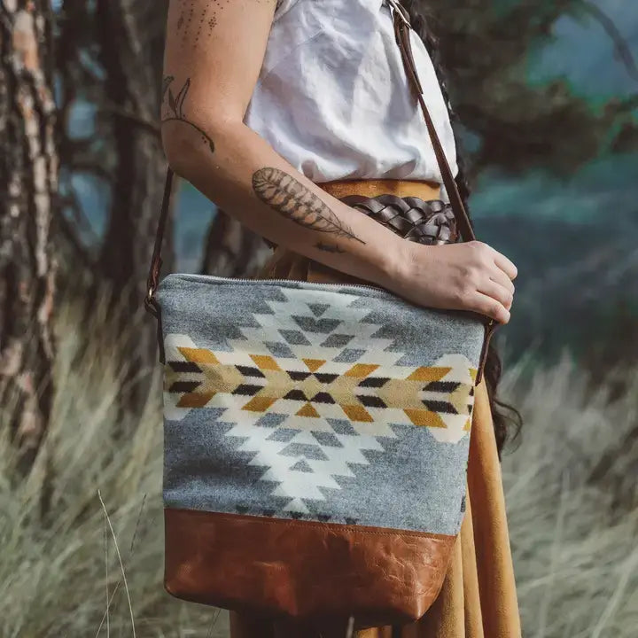 Brooklyn Leather Crossbody | Orion