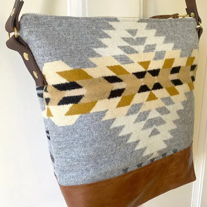 Brooklyn Leather Crossbody | Orion