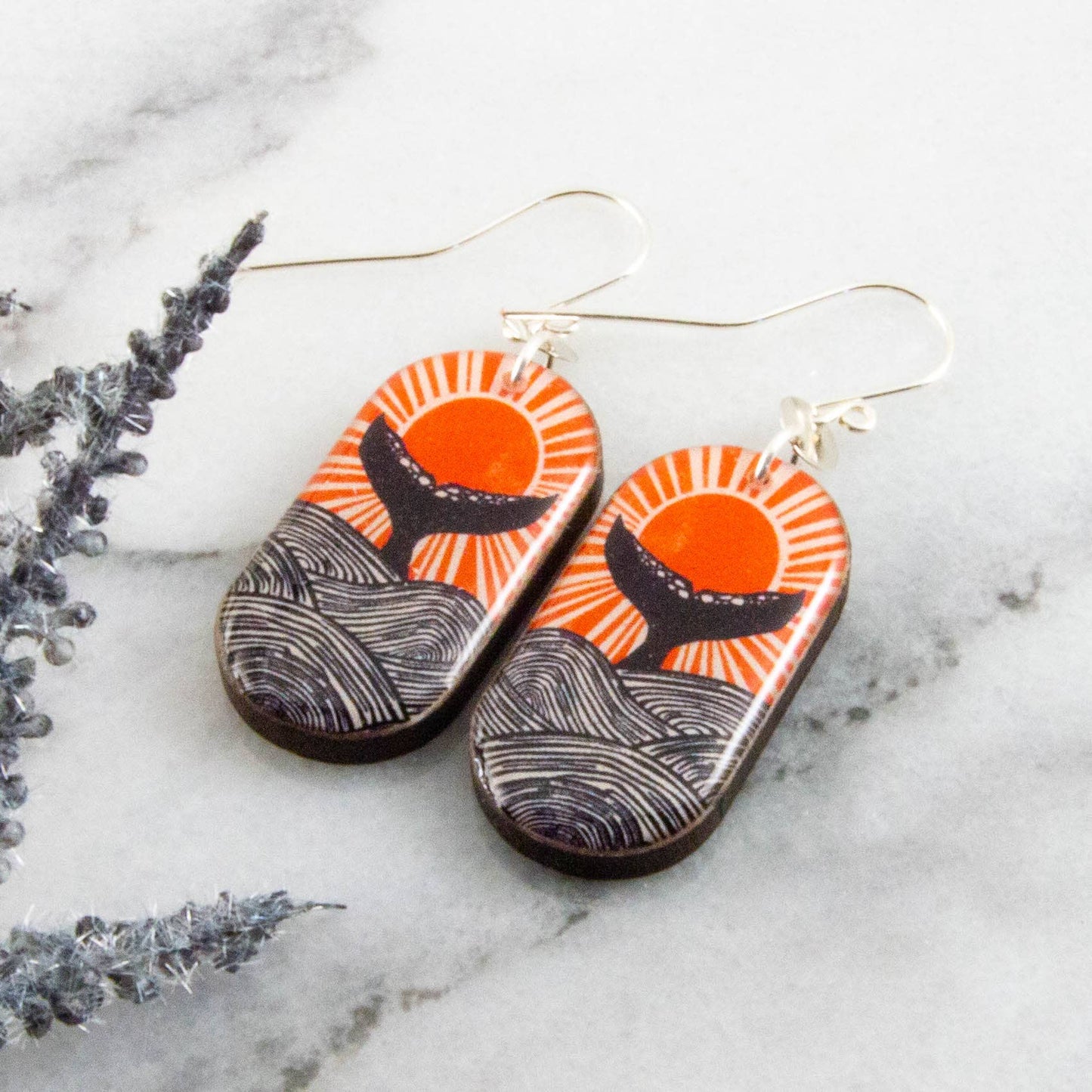Retro Whale Tail Oblong Earrings