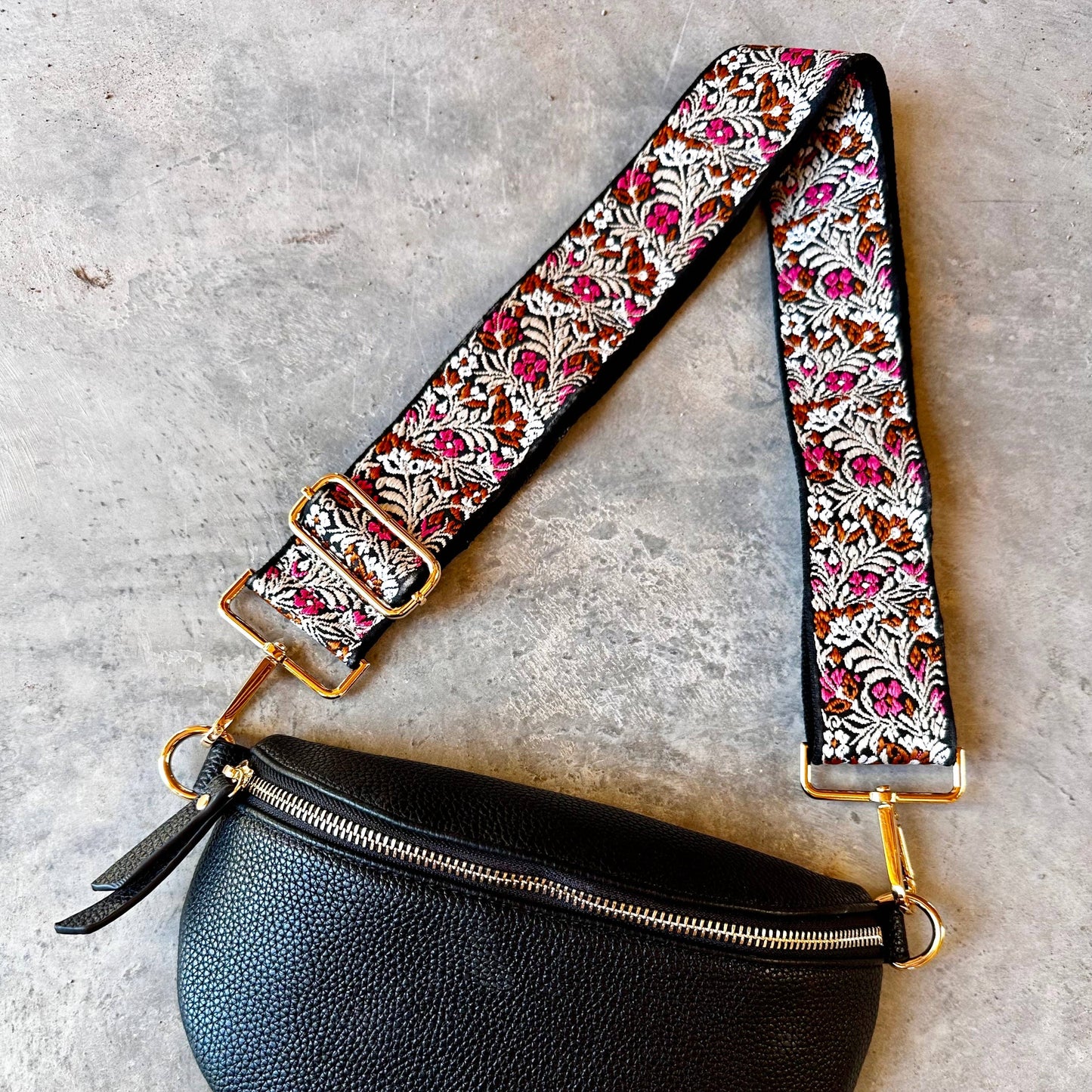 Crossbody bag black