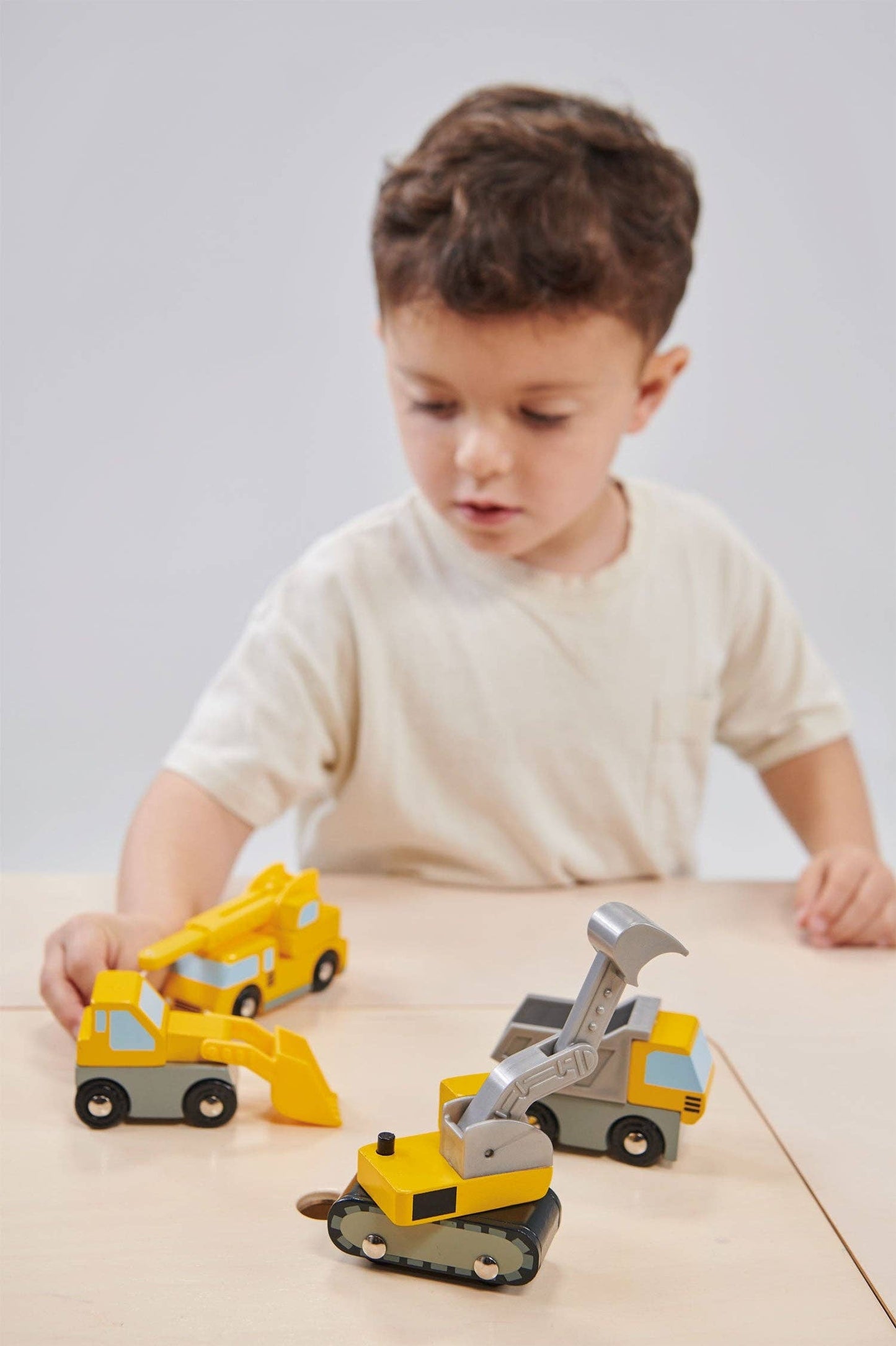 Mentari Toys | Building Vehicles