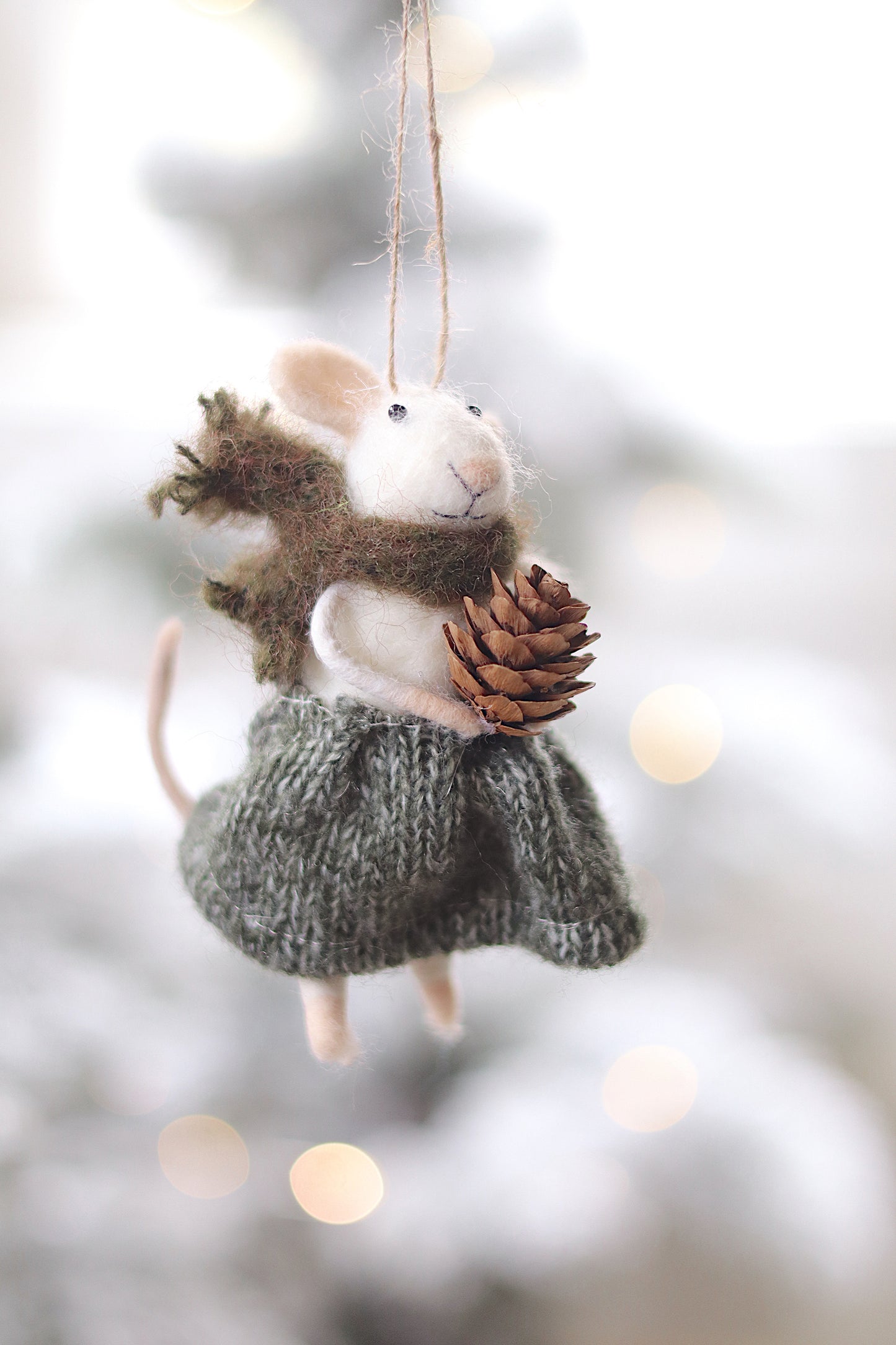 Mouse Pinecone Patrice