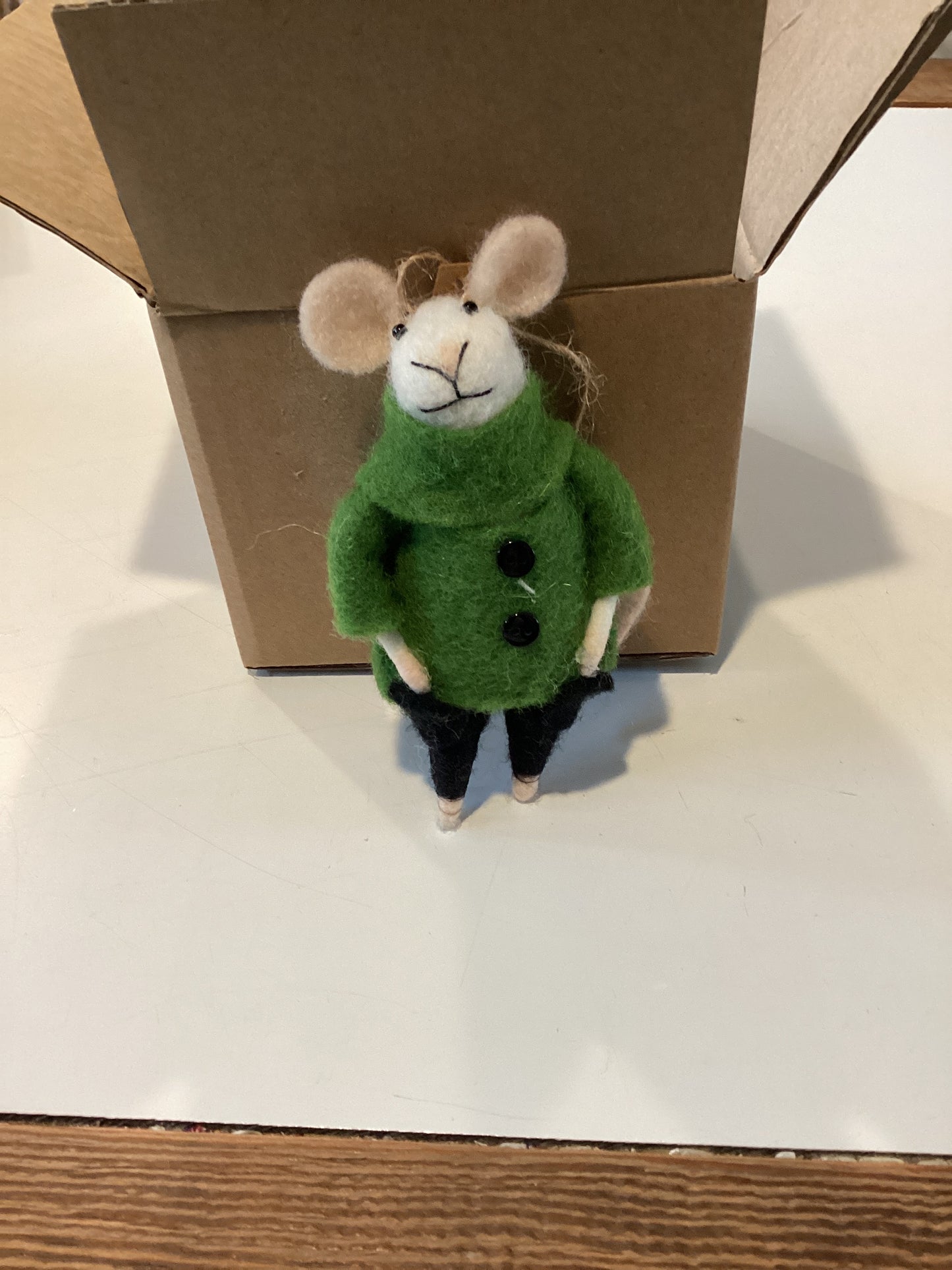 Mouse slouchy sawyer