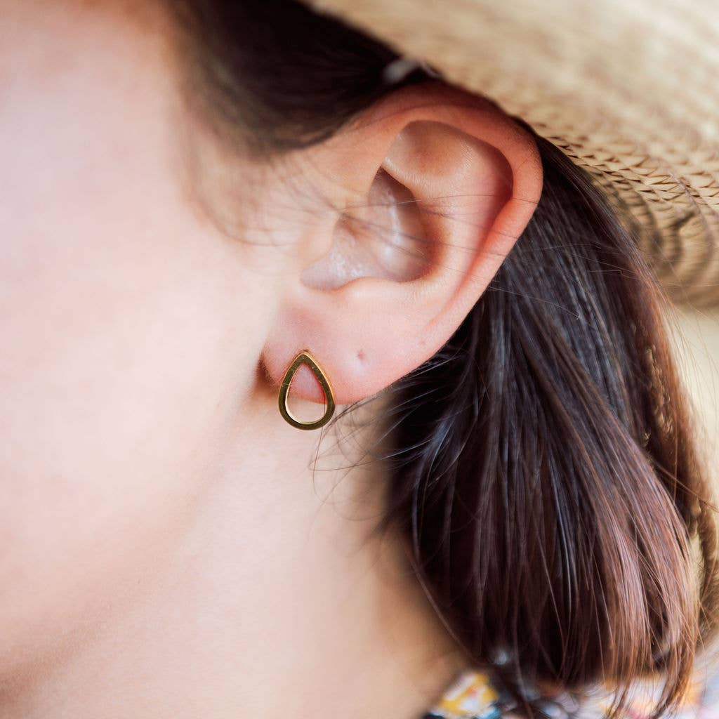 Teardrop Stud Earring