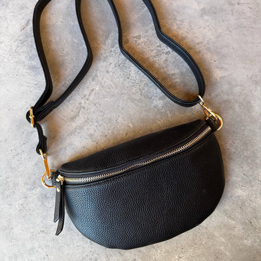 Crossbody bag black