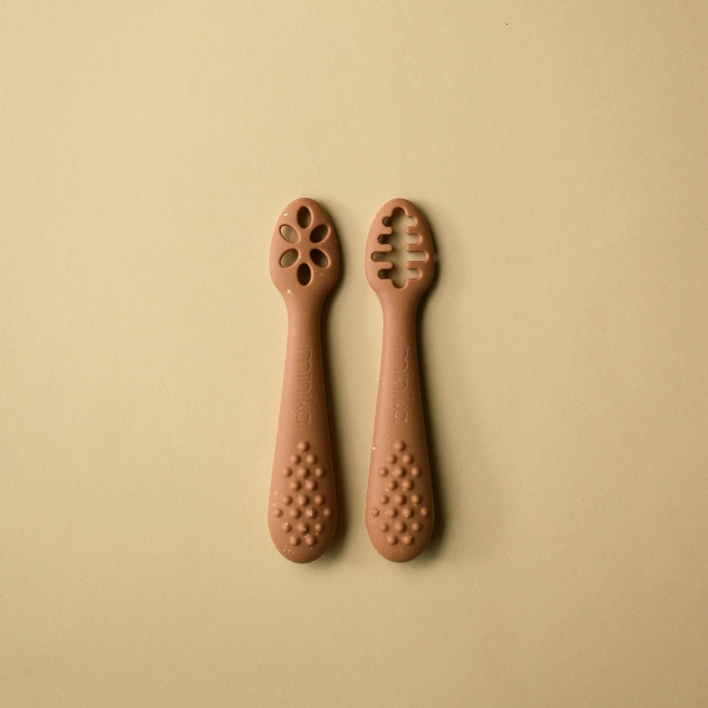 Learning spoons - Almond