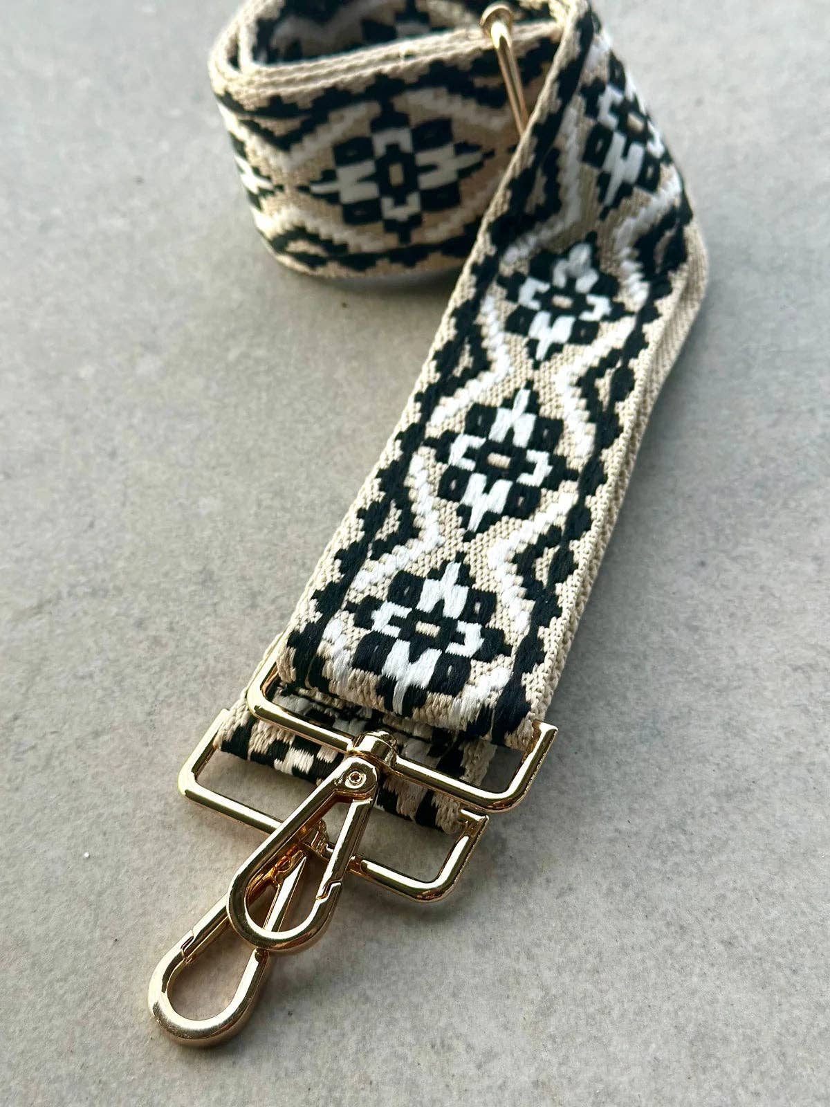 Black and White Bag Strap