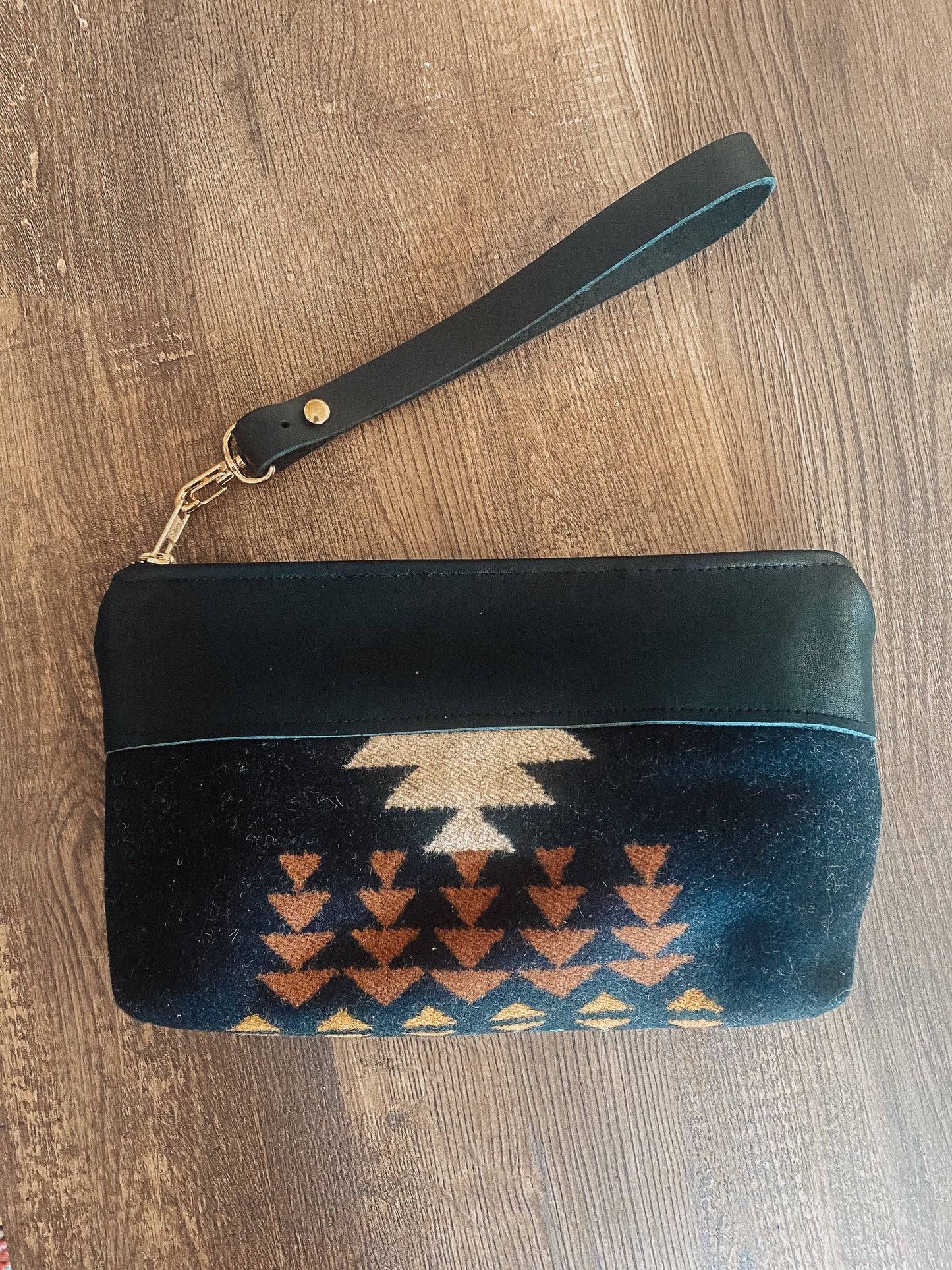 Journey Pouch - Helios