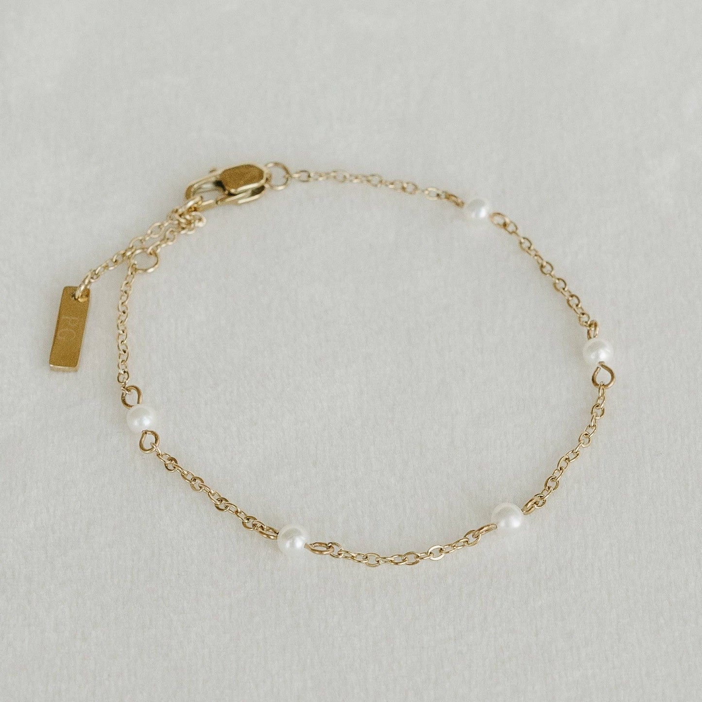 Lila Bracelet