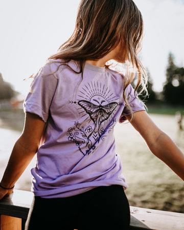 T-shirt Youth Moth Art Lavender- WestCaost Karma